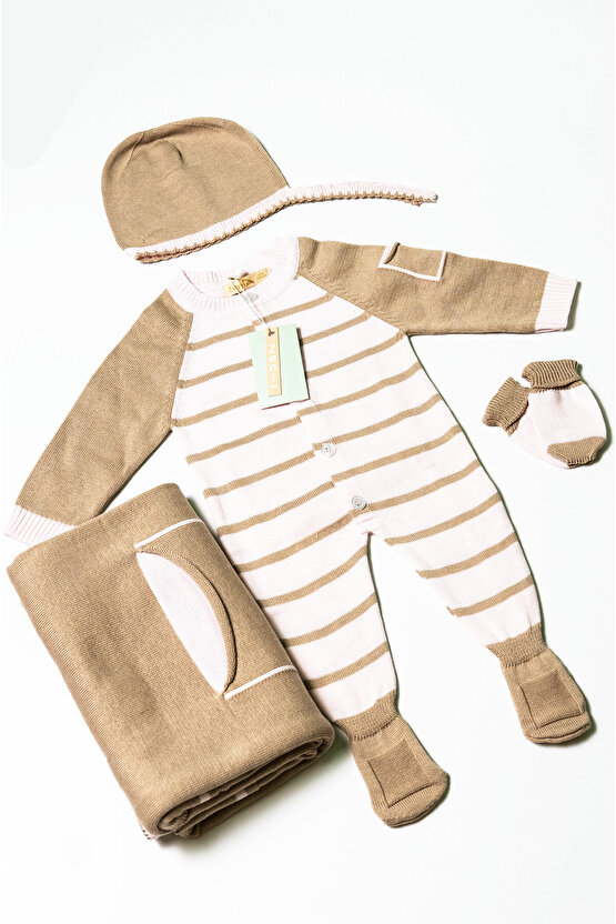 Yenidoğan 4lü Örme Triko Bebek Set