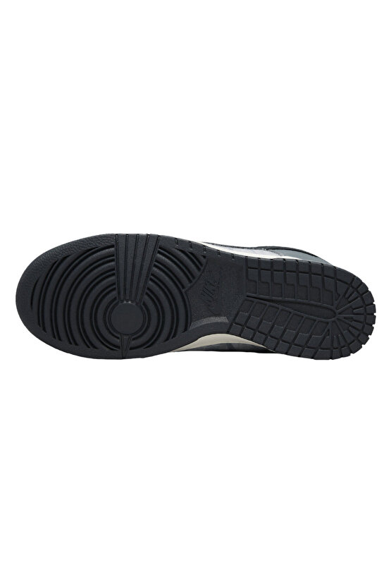 Dunk Low SE Copy Paste