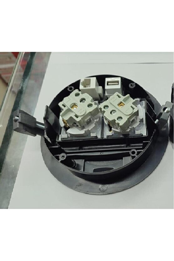 Masa Üstü Priz Siyah+ 2 Ad. Priz+1 Ad. Usb+1 Ad. Ethernet Geçiş