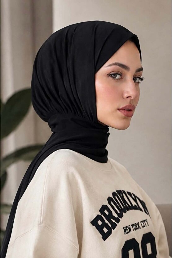 Siyah Çıtçıtlı Şal
