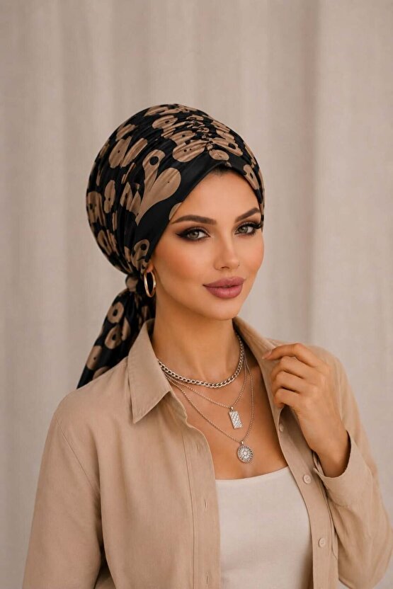 Siyah Bej Desen Tokalı Bone