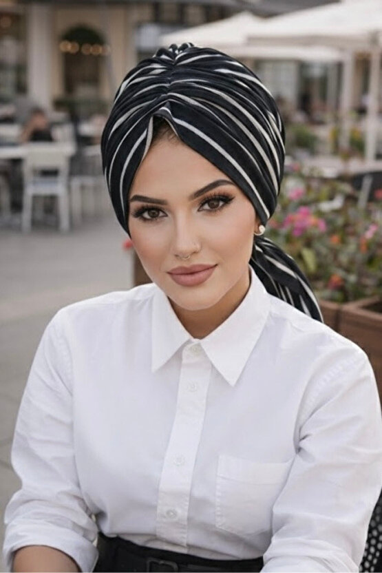 Siyah Çizgili Köpük Tokalı Bone