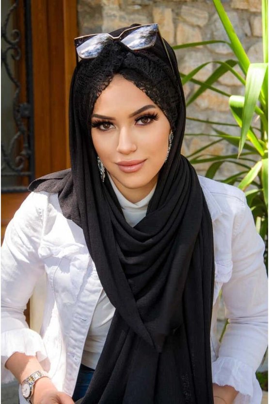 Siyah Dantelli Burgu Model Hazır Şal