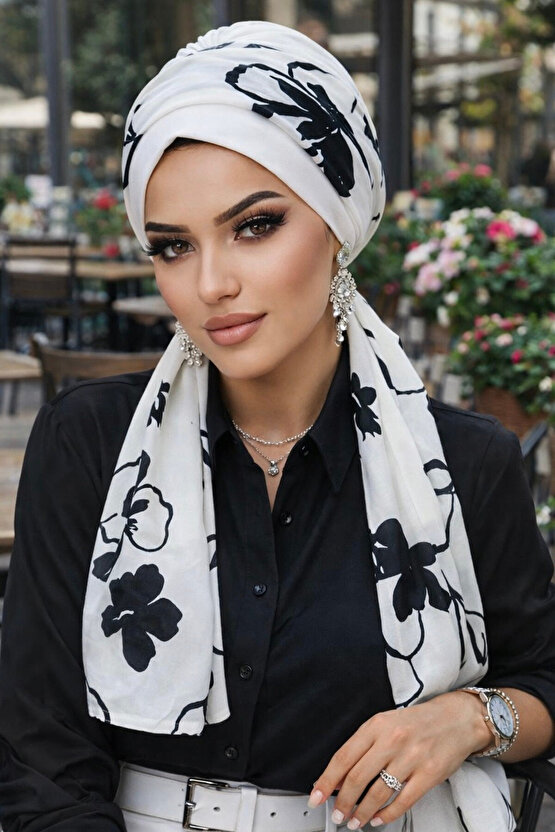 Beyaz Siyah Yaprak Desen Fularlı Bone