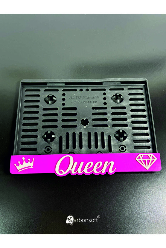 Kraliçelere Özel! Pembe Pleksi Queen Kapı ve Duvar Dekoru