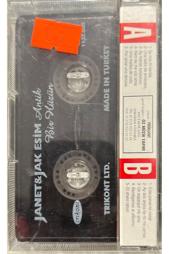 Janet & Jak Esim Antik Bir Hüzün Kaset