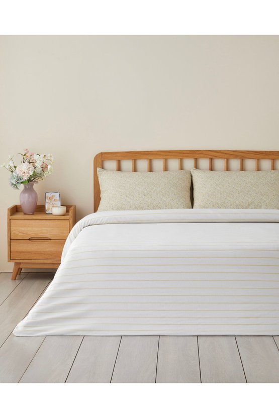 Petty Chic Kolay Ütülenir Çift Kişilik Nevresim Seti 200x220 cm Açık Sarı