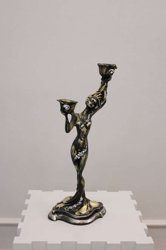 Dekoratif Büyük Boy Kadın Figürlü Şamdan Mumluk (40x17cm)