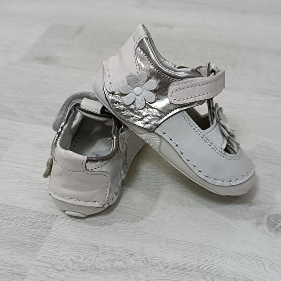 Fiyra 8001 Beyaz Hakiki Deri Ortapedik İlkadım Bebe Ayakkabı