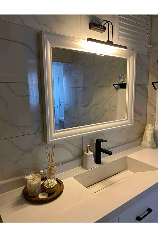 Ayna Üstü Banyo Aplik gold flüt aplik 6W beyaz
