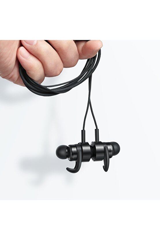 Hp-1350 Ayrılabilir Mikrofonlu Lightning Girişli Dijital Oyun Kulaklığı 1.2m-siyah