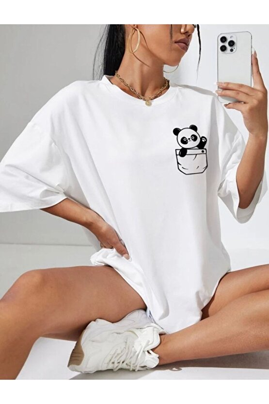 Kadın Oversize Minik Panda Baskılı Beyaz Tshirt