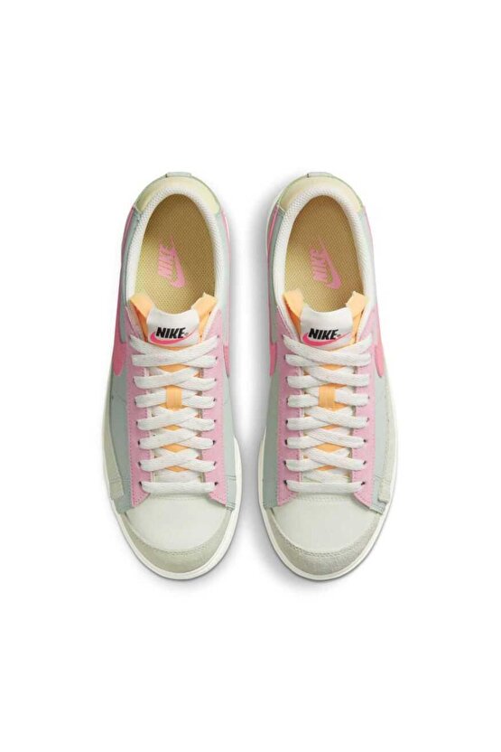 NİKE Blazer Low Platform Kadın Sneaker Ayakkabı DM9464-001