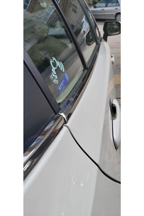 Toyota Corolla Cam Çıtası (alt) 8 Parça 304 Paslanmaz Krom 2019-