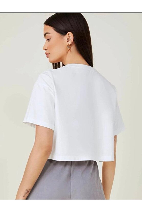 Kadın Oversize Beyaz Bisiklet Yaka Crop