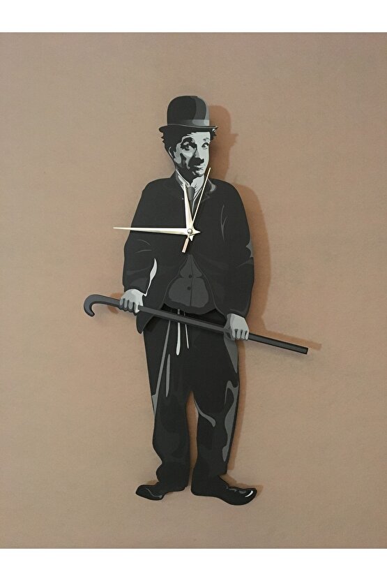 Charlie Chaplin Dekoratif Sallanır Sarkaçlı Duvar Saati