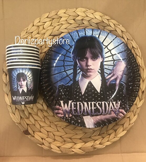 WEDNESDAY DOĞUM GÜNÜ KARTON TABAK BARDAK 8 KİŞİLİK