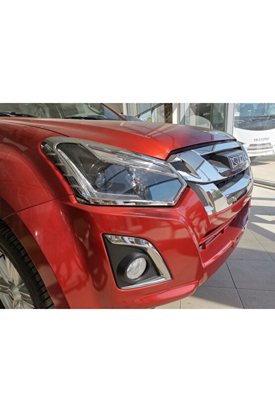 Isuzu D-Max İçin Uyumlu  Far Çerçevesi Kaplama Nikelaj Sinyal Çizgili 2018+