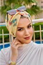 Uçuk Sarı Çiçek Desenli