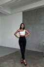 Siyah