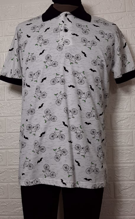 FTX Beyaz Önü kuru Kafa Desenli Siyah Yakalı Kolları Sıkmalı T-Shirt FTX Beyaz Önü kuru Kafa Desenli Siyah Yakalı Kolları Sıkmalı T-Shirt